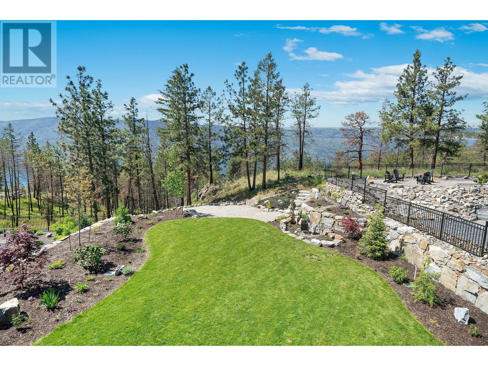 10138 Beacon Hill Drive, Lake Country, British Columbia  V4V 0A9 - Photo 11 - 10335305