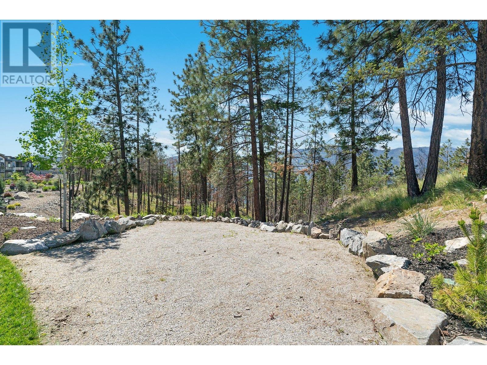 10138 Beacon Hill Drive, Lake Country, British Columbia  V4V 0A9 - Photo 81 - 10335305