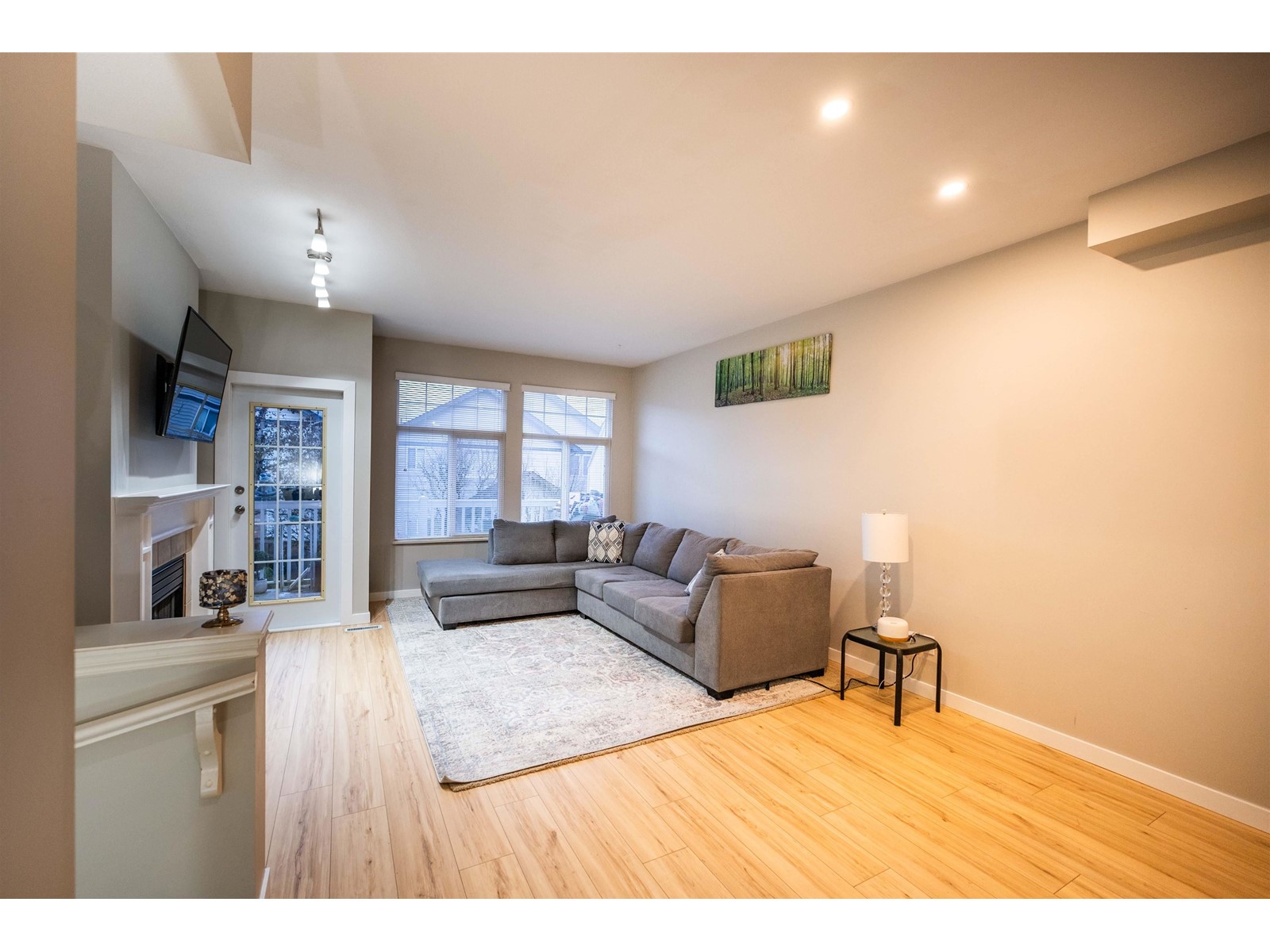 37 14877 58 Avenue, Surrey, British Columbia  V3S 8Y9 - Photo 4 - R2966752