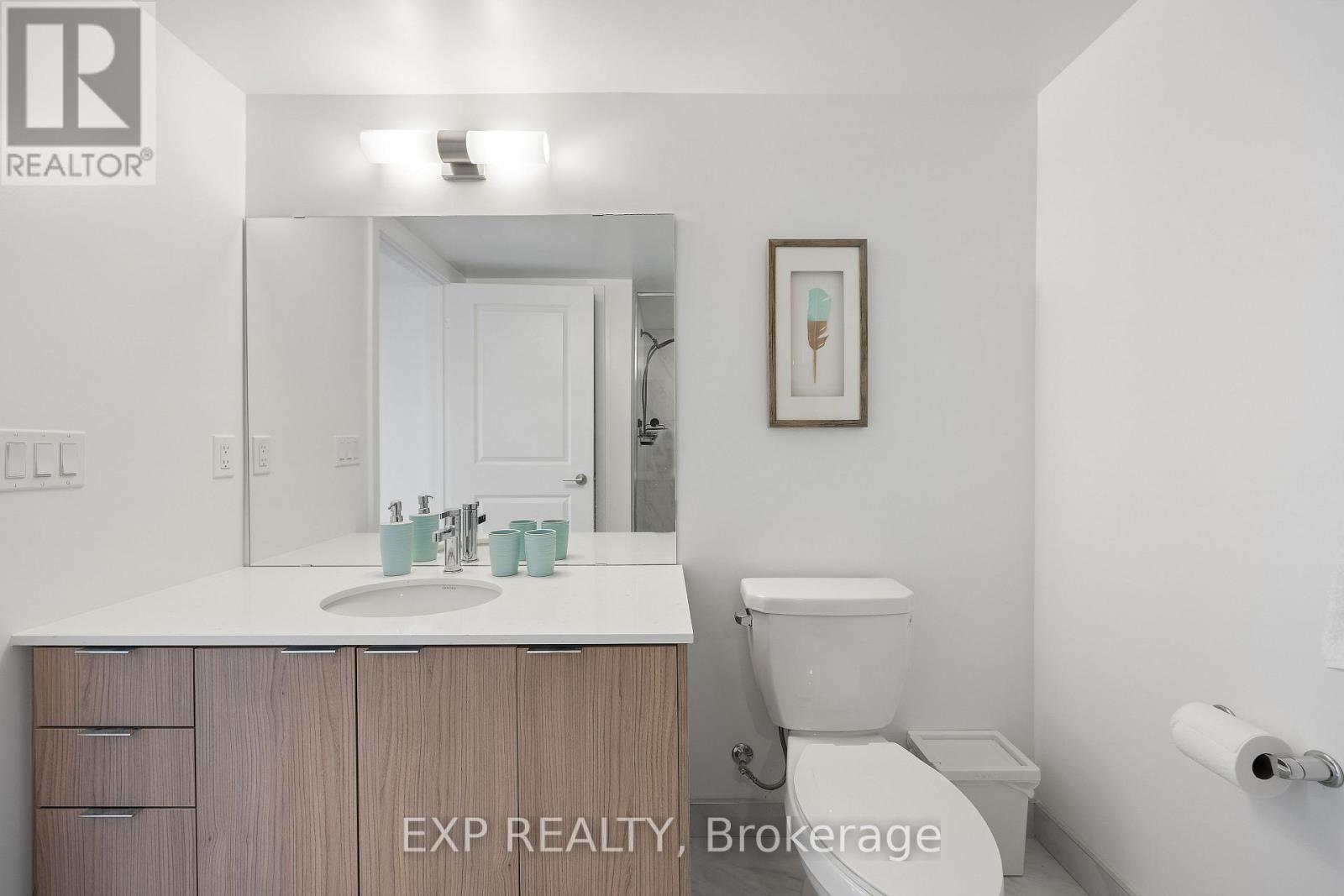 210 - 155 Downsview Park Boulevard, Toronto, Ontario  M3K 0E3 - Photo 11 - W11976299