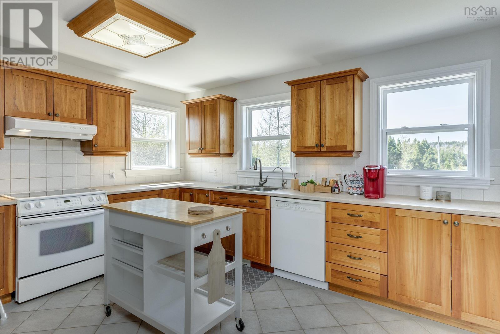 2066 Crowell Road, East Lawrencetown, Nova Scotia  B2Z 1P1 - Photo 19 - 202503087