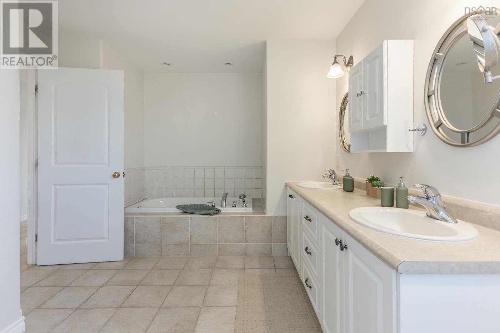 2066 Crowell Road, East Lawrencetown, Nova Scotia  B2Z 1P1 - Photo 31 - 202503087