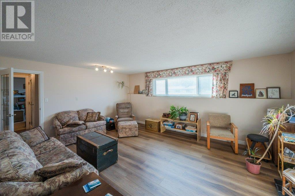 1555 Carmi Avenue, Penticton, British Columbia  V2A 8V5 - Photo 35 - 10335553