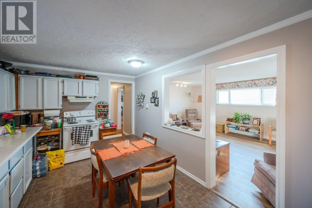 1555 Carmi Avenue, Penticton, British Columbia  V2A 8V5 - Photo 38 - 10335553