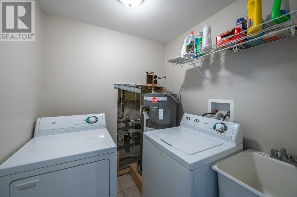 1555 Carmi Avenue, Penticton, British Columbia  V2A 8V5 - Photo 39 - 10335553