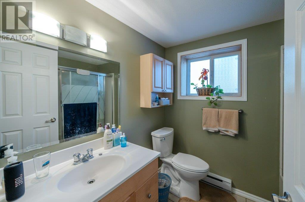 1555 Carmi Avenue, Penticton, British Columbia  V2A 8V5 - Photo 40 - 10335553