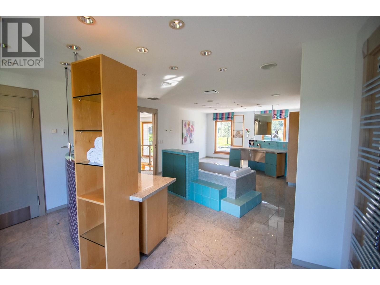8285 Olson Road, Ta Ta Creek, British Columbia  V0B 2H0 - Photo 15 - 10326664
