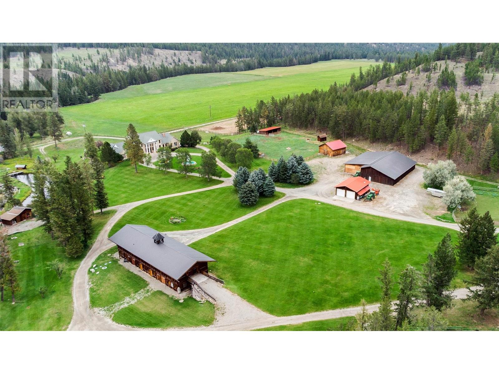 8285 Olson Road, Ta Ta Creek, British Columbia  V0B 2H0 - Photo 3 - 10326664