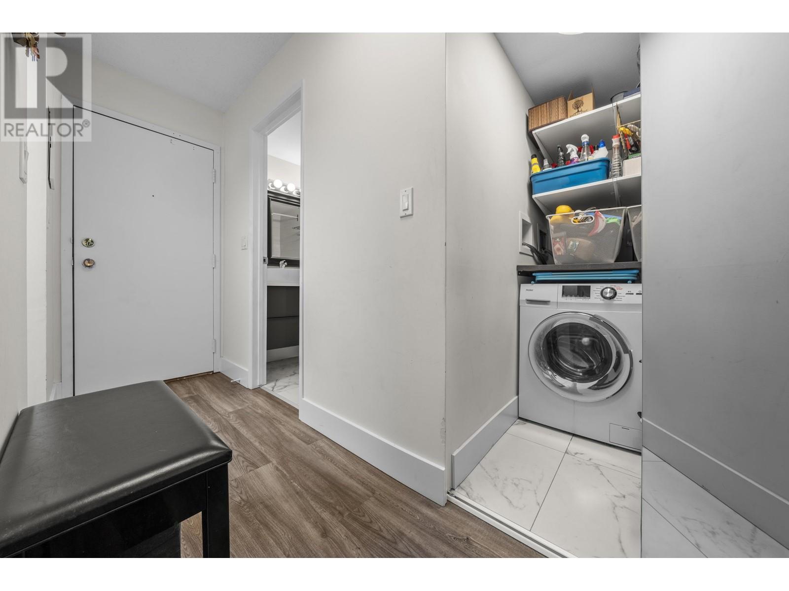 Listing Picture 17 of 20 : 302 1365 E 7TH AVENUE, Vancouver / 溫哥華 - 魯藝地產 Yvonne Lu Group - MLS Medallion Club Member