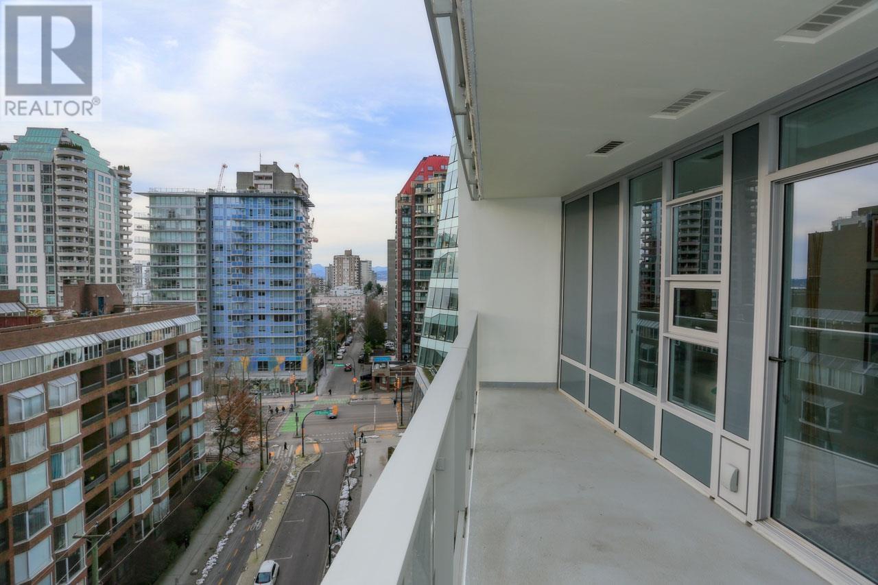Listing Picture 15 of 18 : 1011 1289 HORNBY STREET, Vancouver / 溫哥華 - 魯藝地產 Yvonne Lu Group - MLS Medallion Club Member
