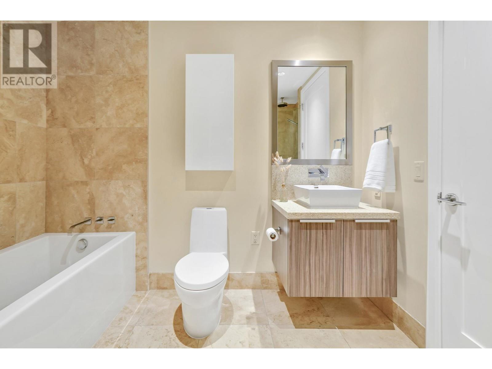 Listing Picture 10 of 24 : 312 181 W 1ST AVENUE, Vancouver / 溫哥華 - 魯藝地產 Yvonne Lu Group - MLS Medallion Club Member