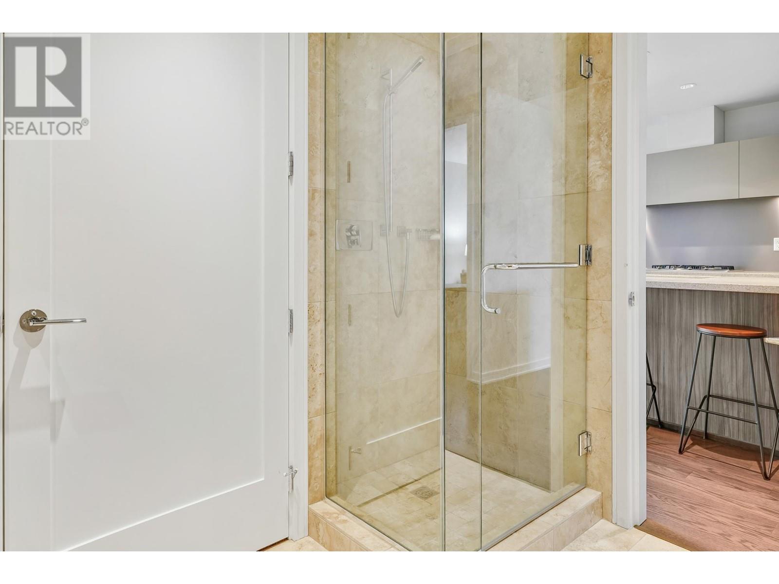 Listing Picture 12 of 24 : 312 181 W 1ST AVENUE, Vancouver / 溫哥華 - 魯藝地產 Yvonne Lu Group - MLS Medallion Club Member