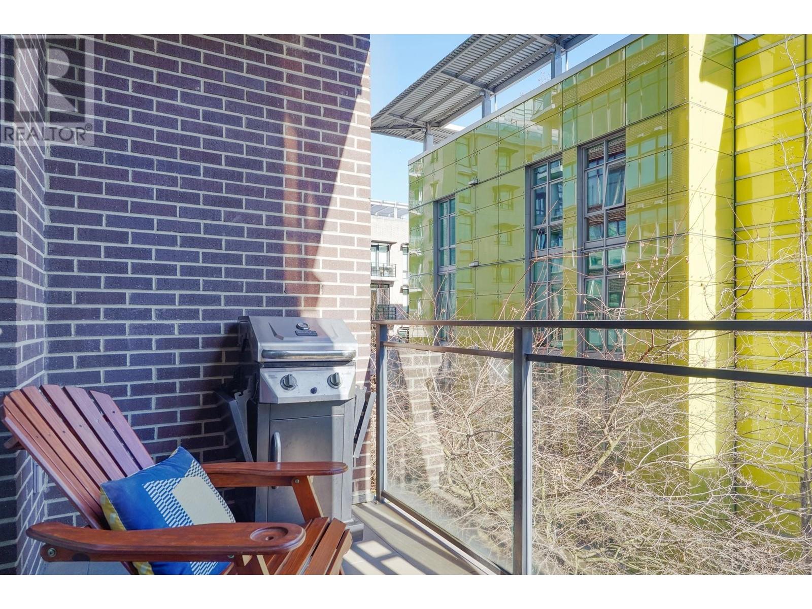 Listing Picture 15 of 24 : 312 181 W 1ST AVENUE, Vancouver / 溫哥華 - 魯藝地產 Yvonne Lu Group - MLS Medallion Club Member