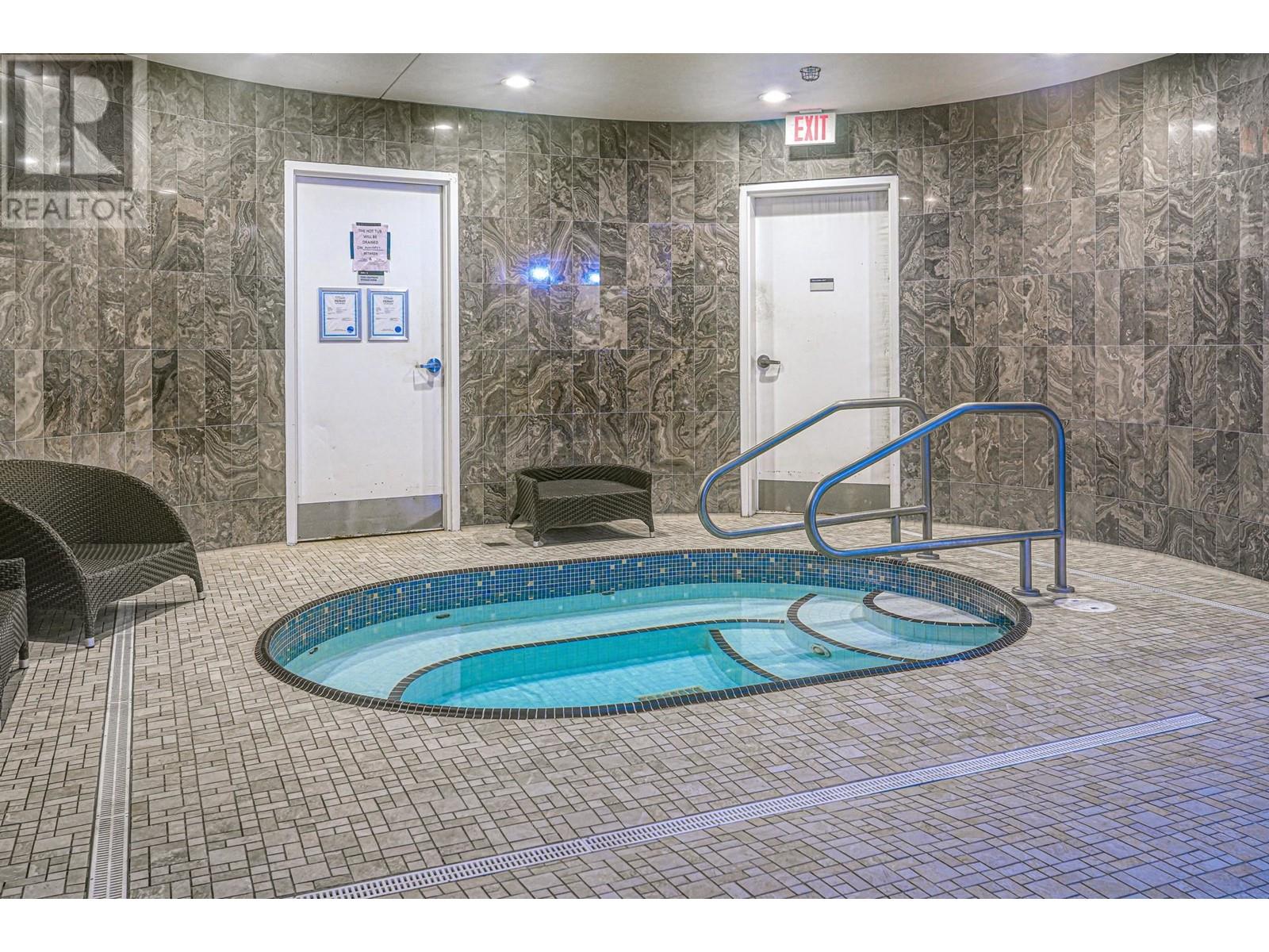 Listing Picture 18 of 24 : 312 181 W 1ST AVENUE, Vancouver / 溫哥華 - 魯藝地產 Yvonne Lu Group - MLS Medallion Club Member