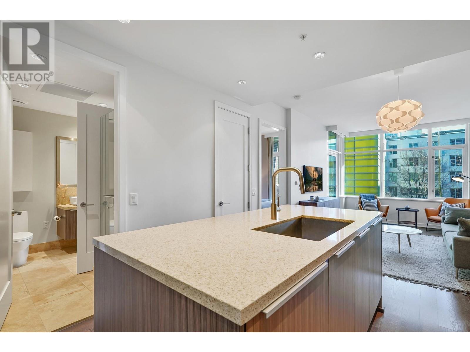 Listing Picture 4 of 24 : 312 181 W 1ST AVENUE, Vancouver / 溫哥華 - 魯藝地產 Yvonne Lu Group - MLS Medallion Club Member