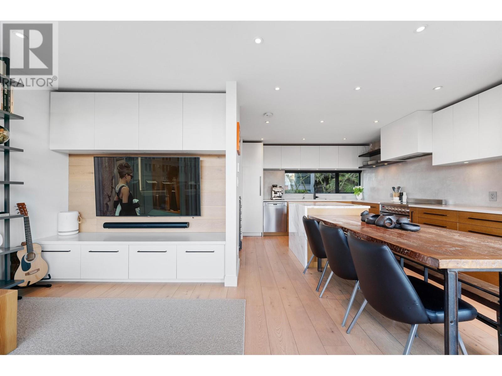 Listing Picture 10 of 40 : 950 W 7TH AVENUE, Vancouver / 溫哥華 - 魯藝地產 Yvonne Lu Group - MLS Medallion Club Member