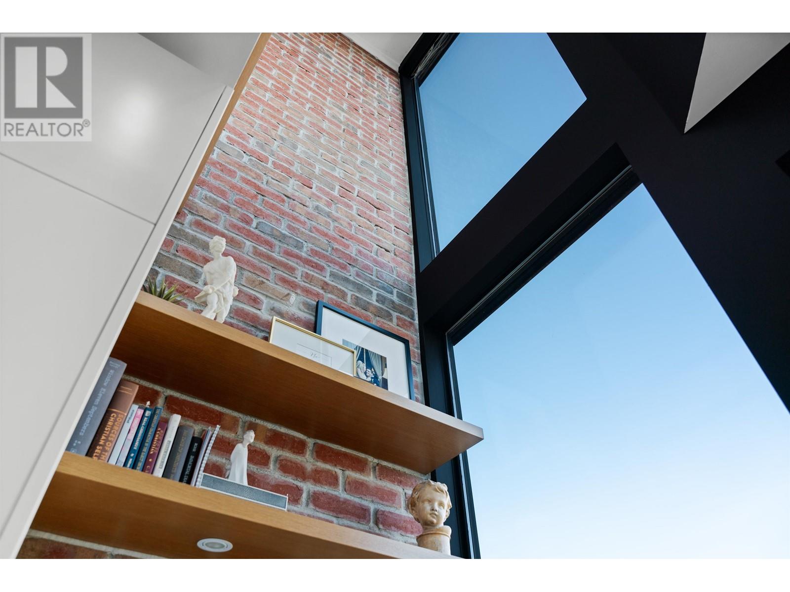 Listing Picture 17 of 40 : 950 W 7TH AVENUE, Vancouver / 溫哥華 - 魯藝地產 Yvonne Lu Group - MLS Medallion Club Member