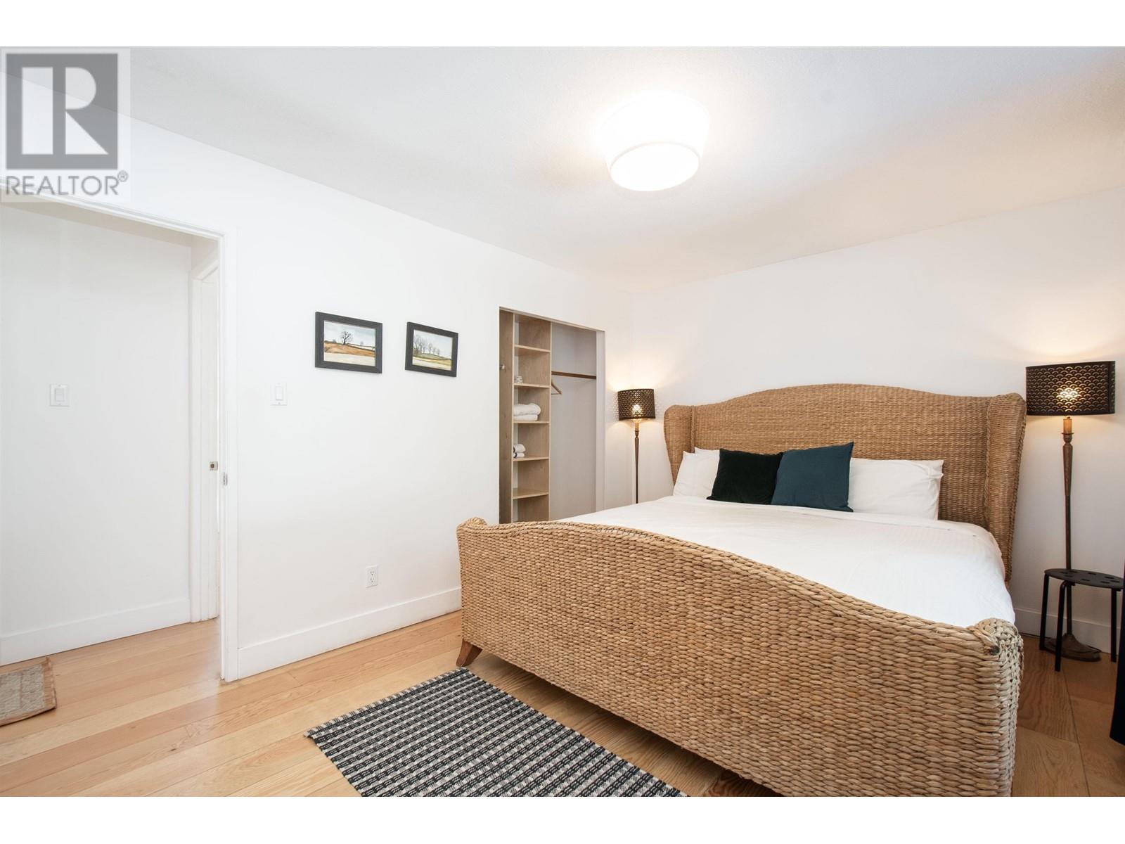 38269 MYRTLEWOOD CRESCENT