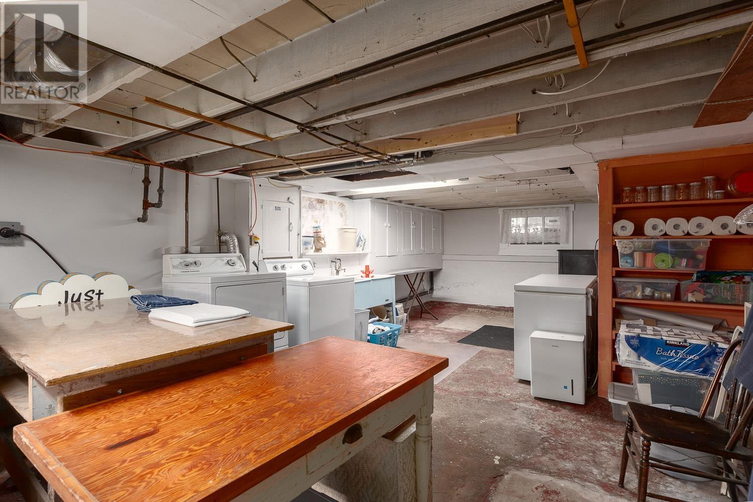 Listing Picture 32 of 40 : 2912 WOODLAND DRIVE, Vancouver / 溫哥華 - 魯藝地產 Yvonne Lu Group - MLS Medallion Club Member