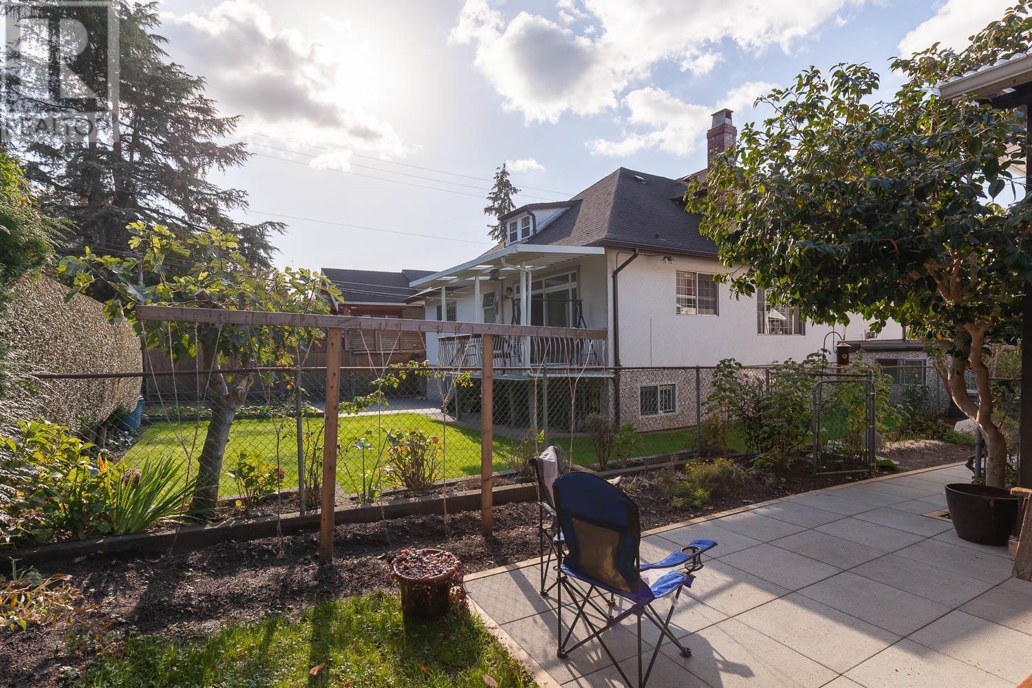 Listing Picture 36 of 40 : 2912 WOODLAND DRIVE, Vancouver / 溫哥華 - 魯藝地產 Yvonne Lu Group - MLS Medallion Club Member