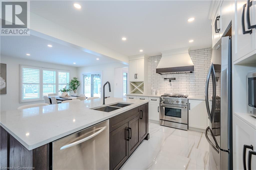 Property at 7 ELDERBERRY Court image 1