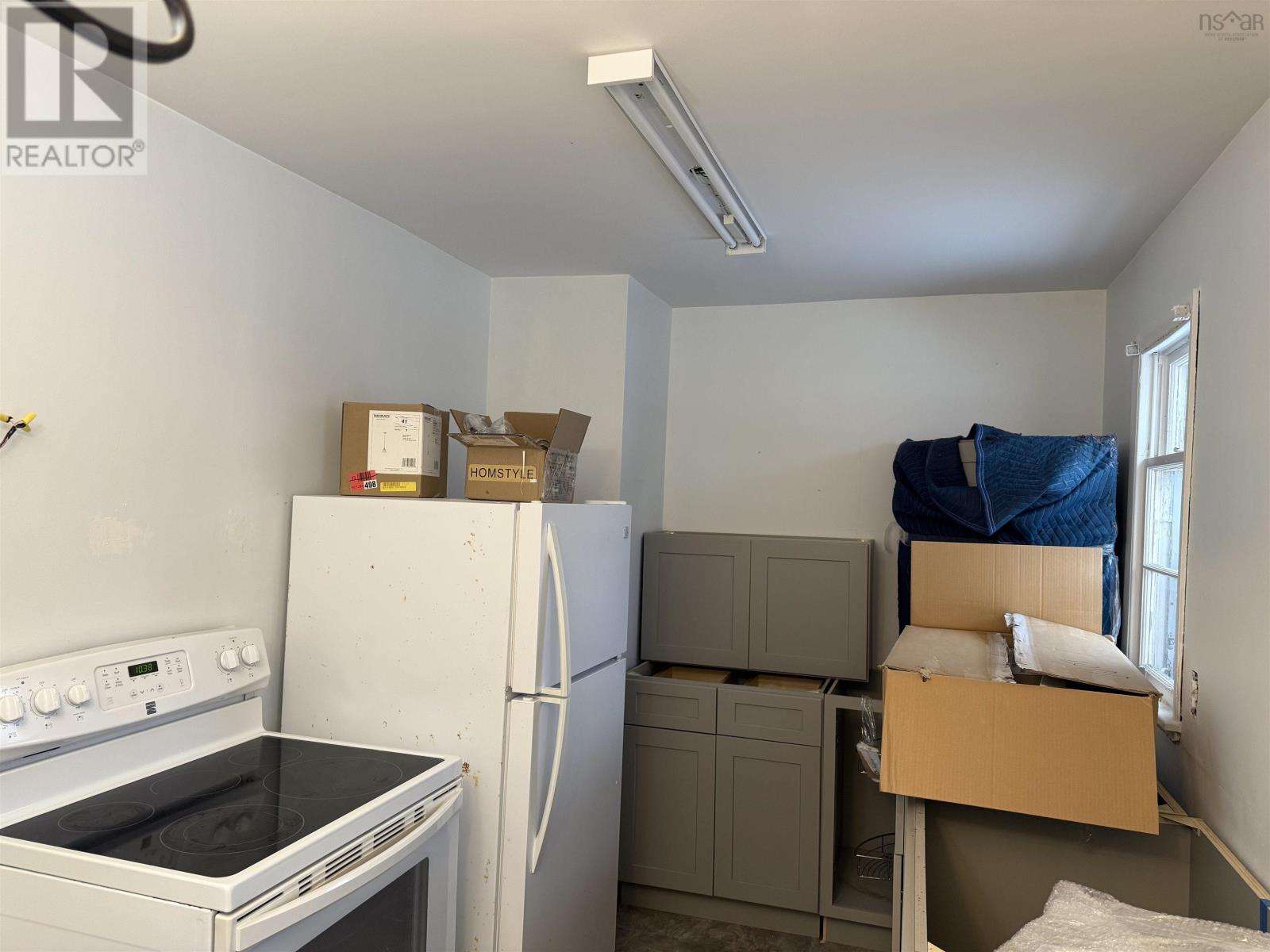 1989 Temperance Street, Westville, Nova Scotia  B0K 2A0 - Photo 4 - 202503092