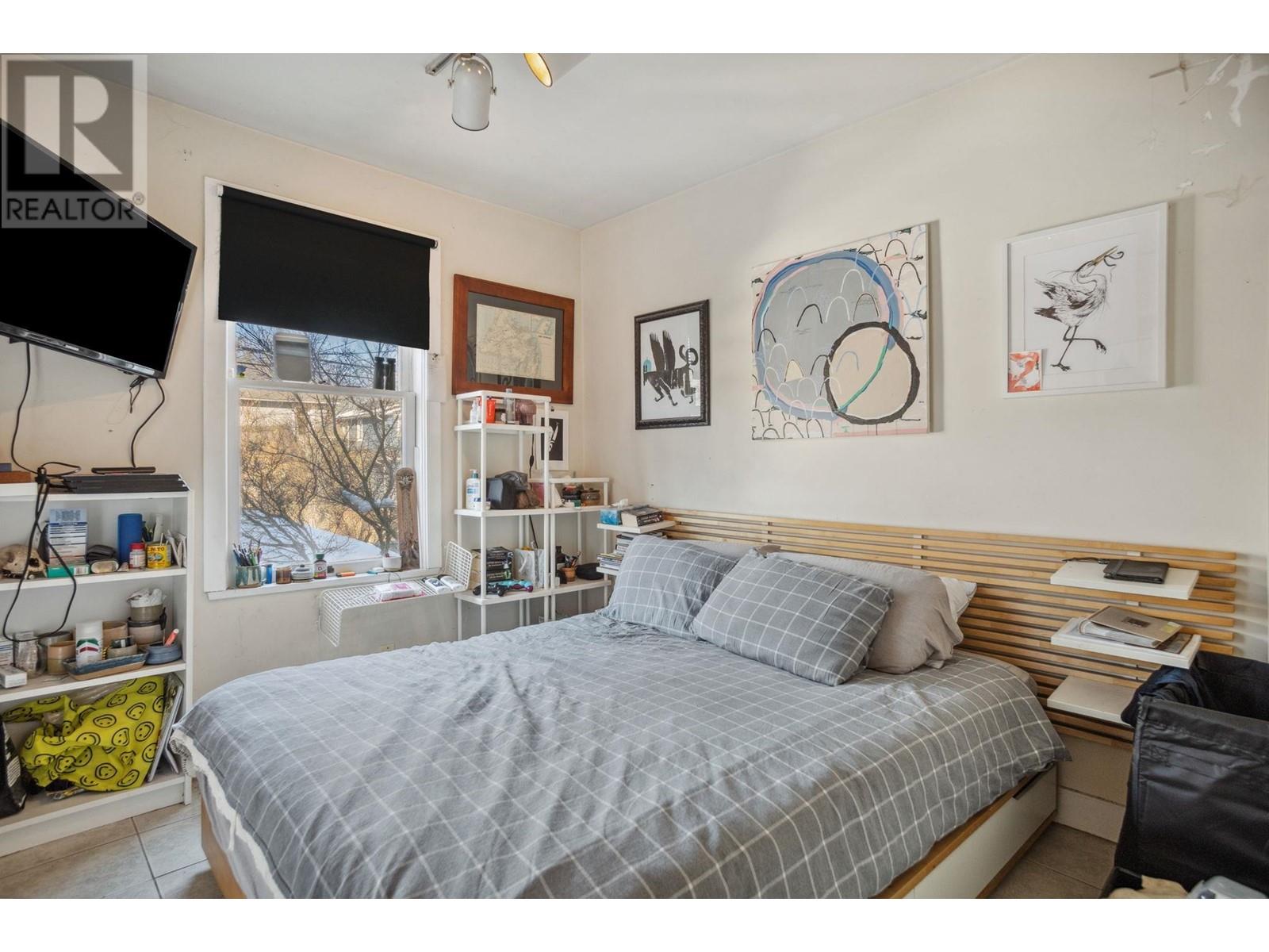 Listing Picture 13 of 40 : 173 W 19TH AVENUE, Vancouver / 溫哥華 - 魯藝地產 Yvonne Lu Group - MLS Medallion Club Member