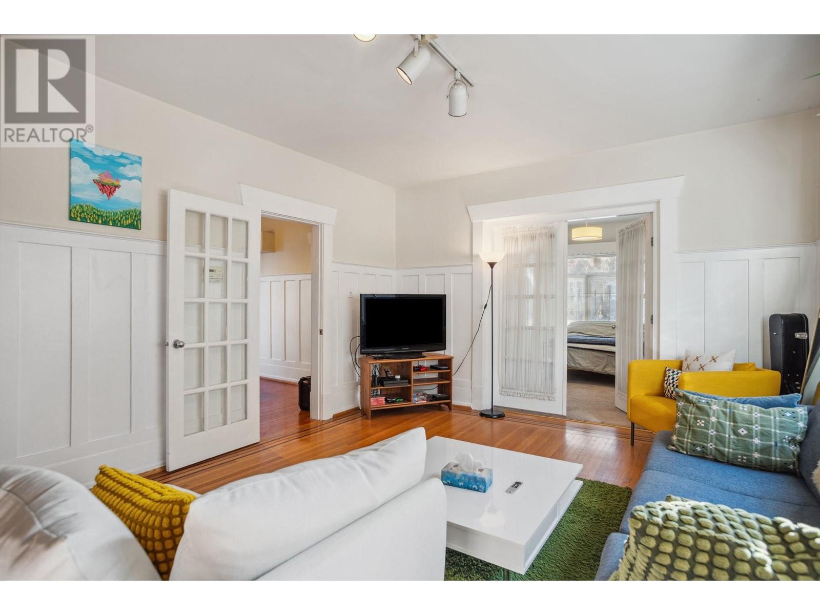 Listing Picture 7 of 40 : 173 W 19TH AVENUE, Vancouver / 溫哥華 - 魯藝地產 Yvonne Lu Group - MLS Medallion Club Member