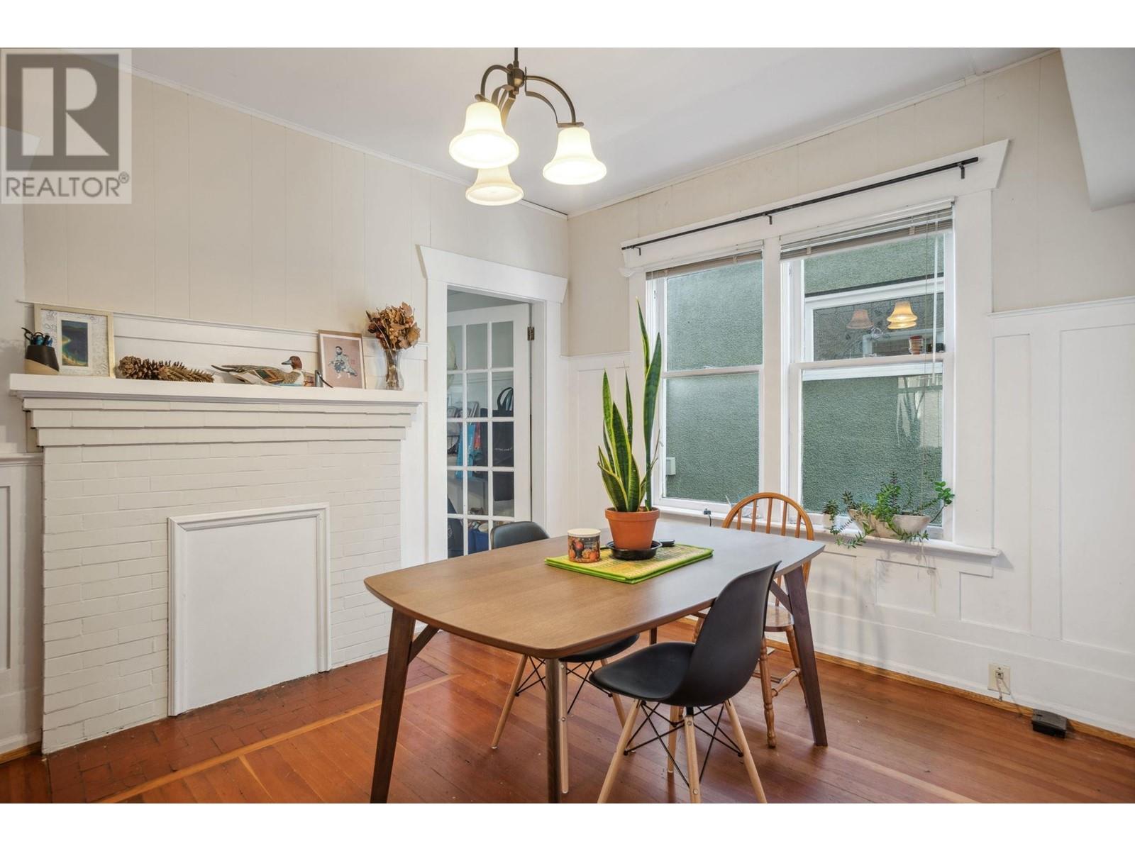 Listing Picture 8 of 40 : 173 W 19TH AVENUE, Vancouver / 溫哥華 - 魯藝地產 Yvonne Lu Group - MLS Medallion Club Member