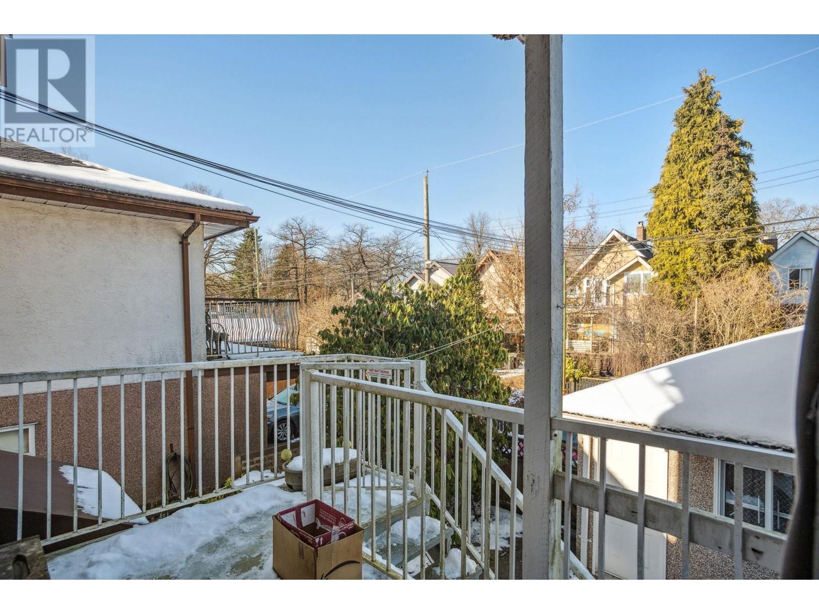 Listing Picture 14 of 40 : 173 W 19TH AVENUE, Vancouver / 溫哥華 - 魯藝地產 Yvonne Lu Group - MLS Medallion Club Member