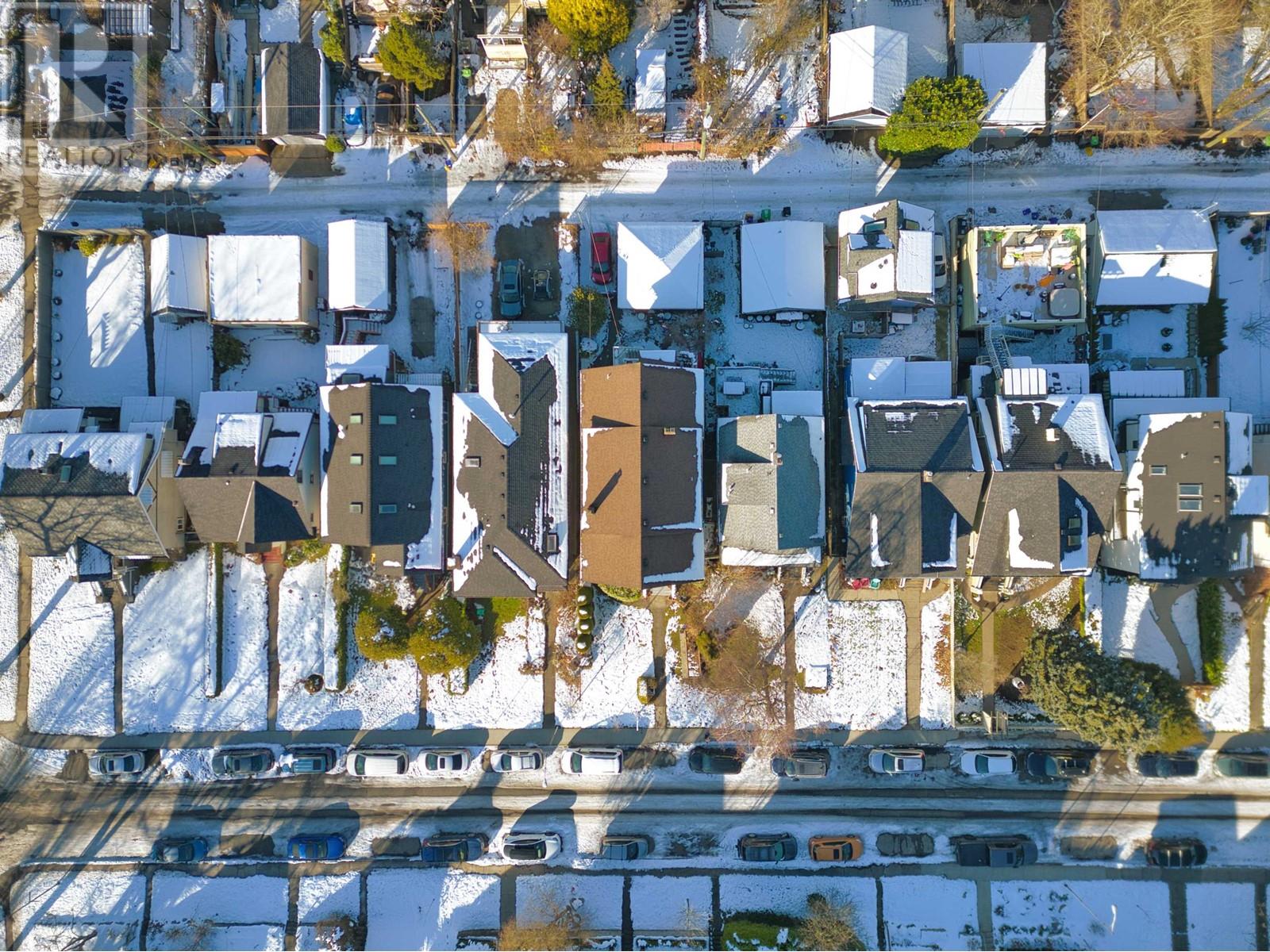 Listing Picture 35 of 40 : 173 W 19TH AVENUE, Vancouver / 溫哥華 - 魯藝地產 Yvonne Lu Group - MLS Medallion Club Member