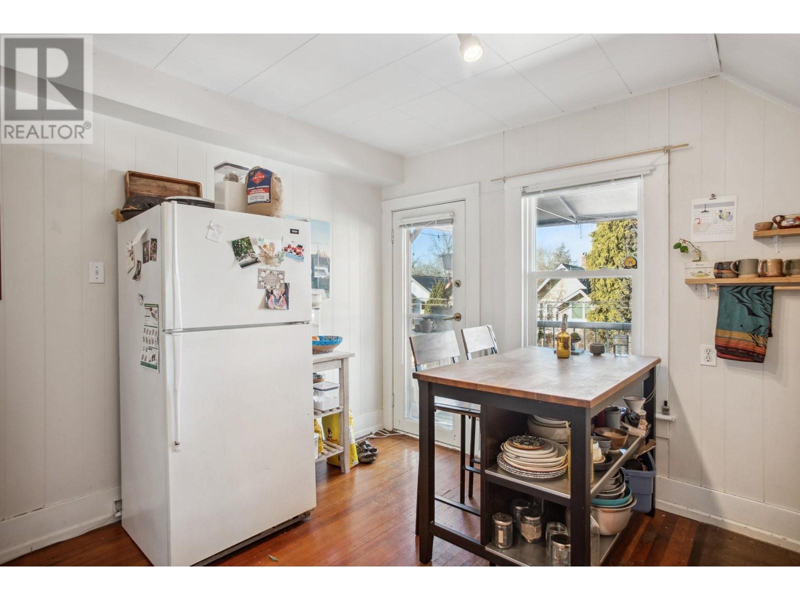 Listing Picture 20 of 40 : 173 W 19TH AVENUE, Vancouver / 溫哥華 - 魯藝地產 Yvonne Lu Group - MLS Medallion Club Member