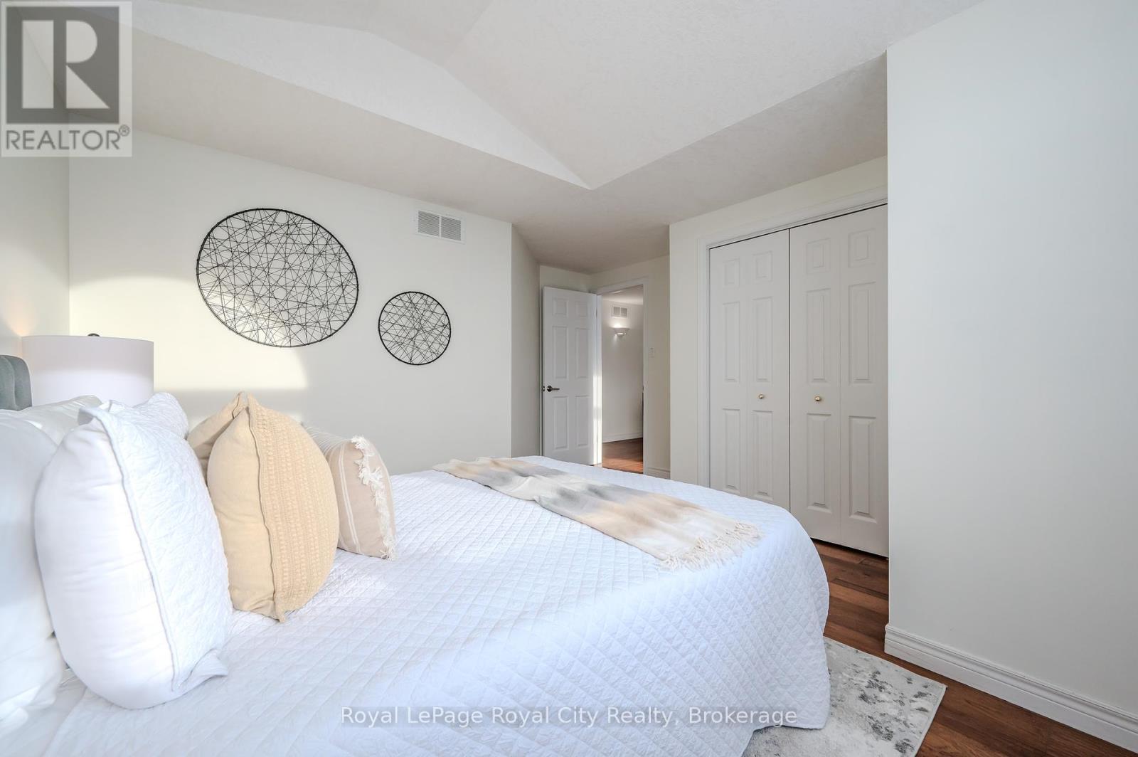 7 Elderberry Court, Guelph, Ontario  N1L 1K3 - Photo 32 - X11976706