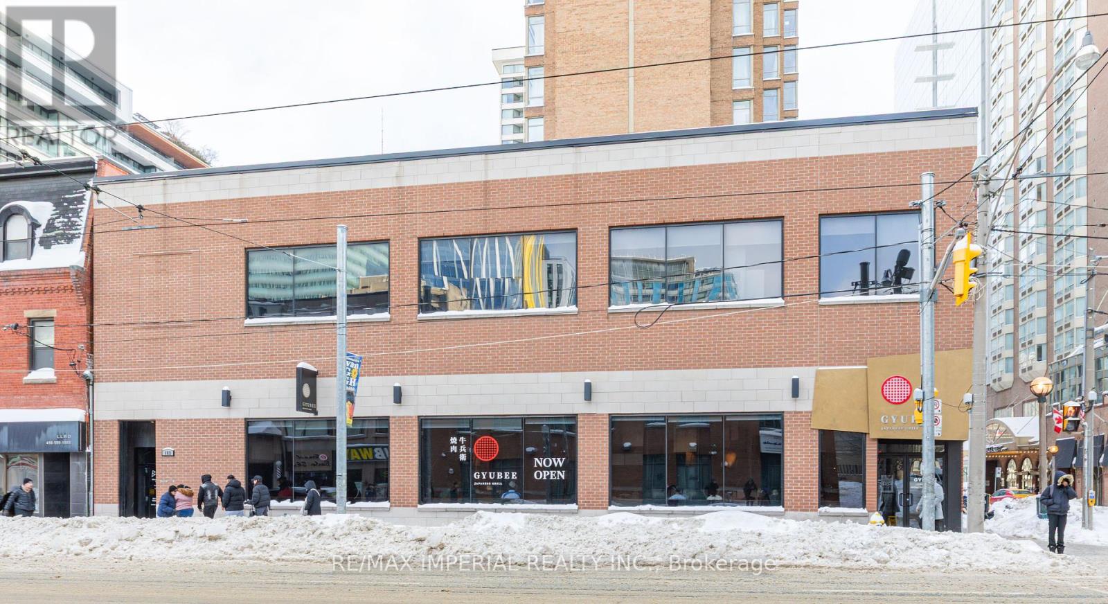 153 DUNDAS STREET W, Toronto, Ontario