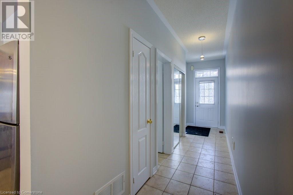 19 Niagara Drive Unit# 27, Oshawa, Ontario  L1G 8G2 - Photo 7 - 40699457