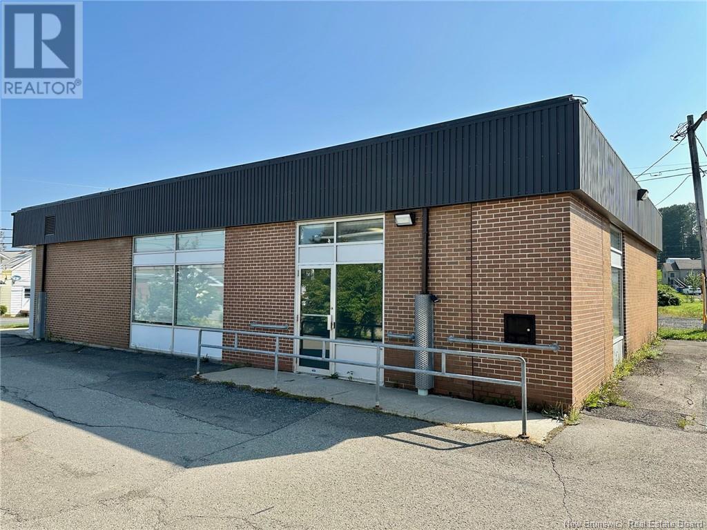 199 Main Street, Plaster Rock, New Brunswick  E7G 2J8 - Photo 2 - NB112721