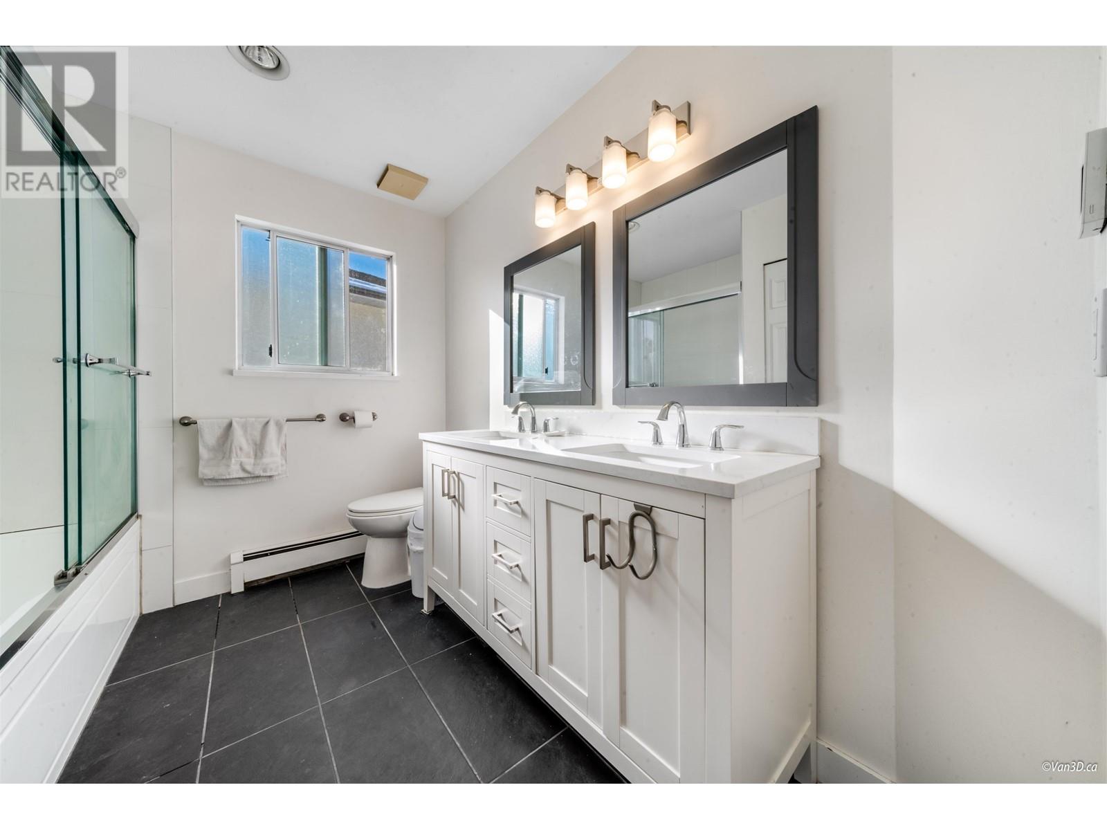7135 4th Street, Burnaby, British Columbia  V5E 3X7 - Photo 27 - R2966939