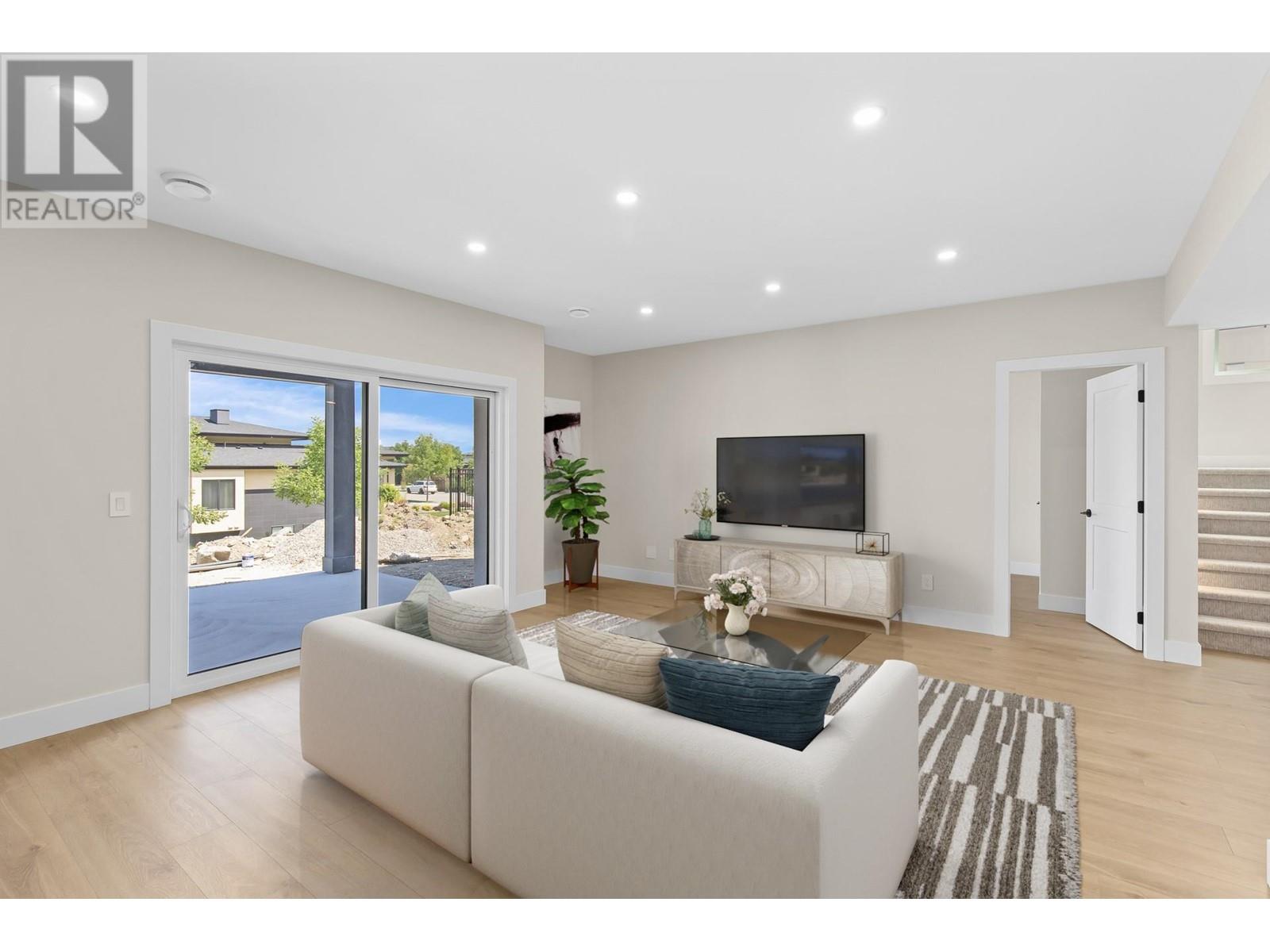 4964 Bucktail Lane, Kelowna, British Columbia  V1W 5L3 - Photo 37 - 10335602