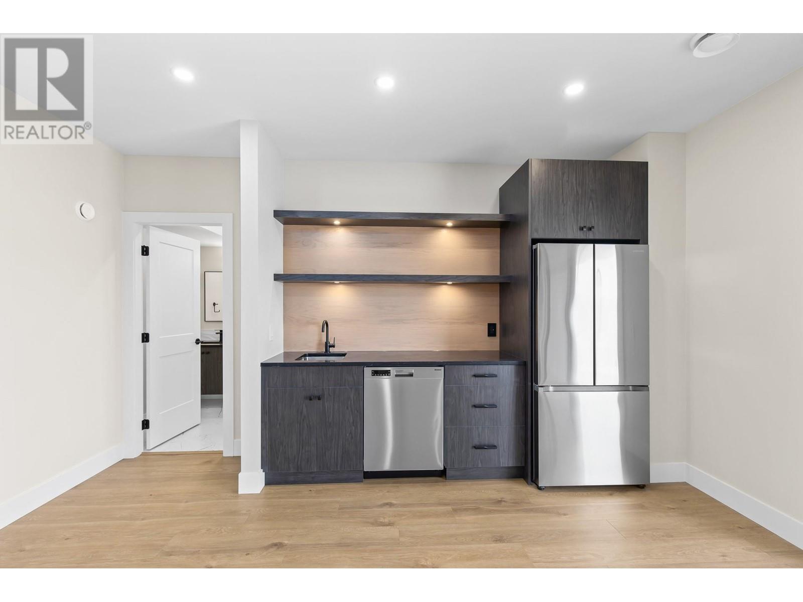 4964 Bucktail Lane, Kelowna, British Columbia  V1W 5L3 - Photo 38 - 10335602