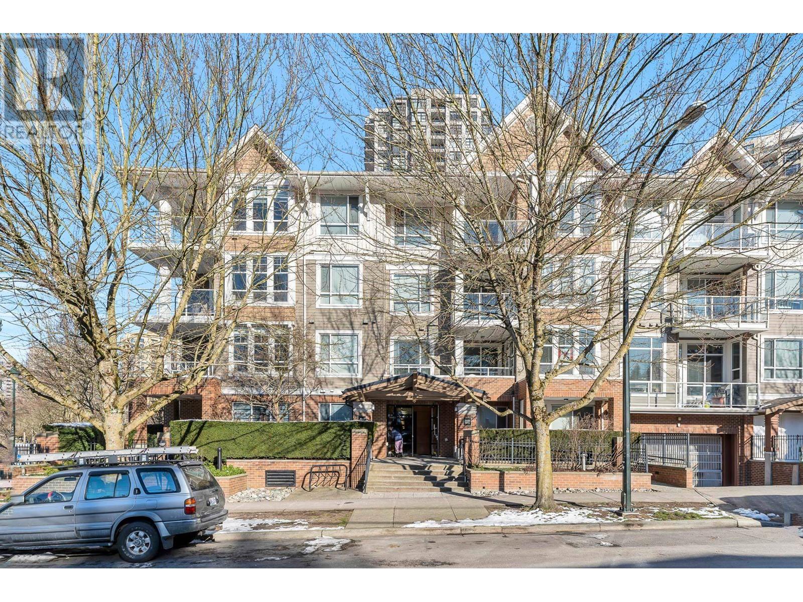 211 3551 FOSTER AVENUE, Vancouver