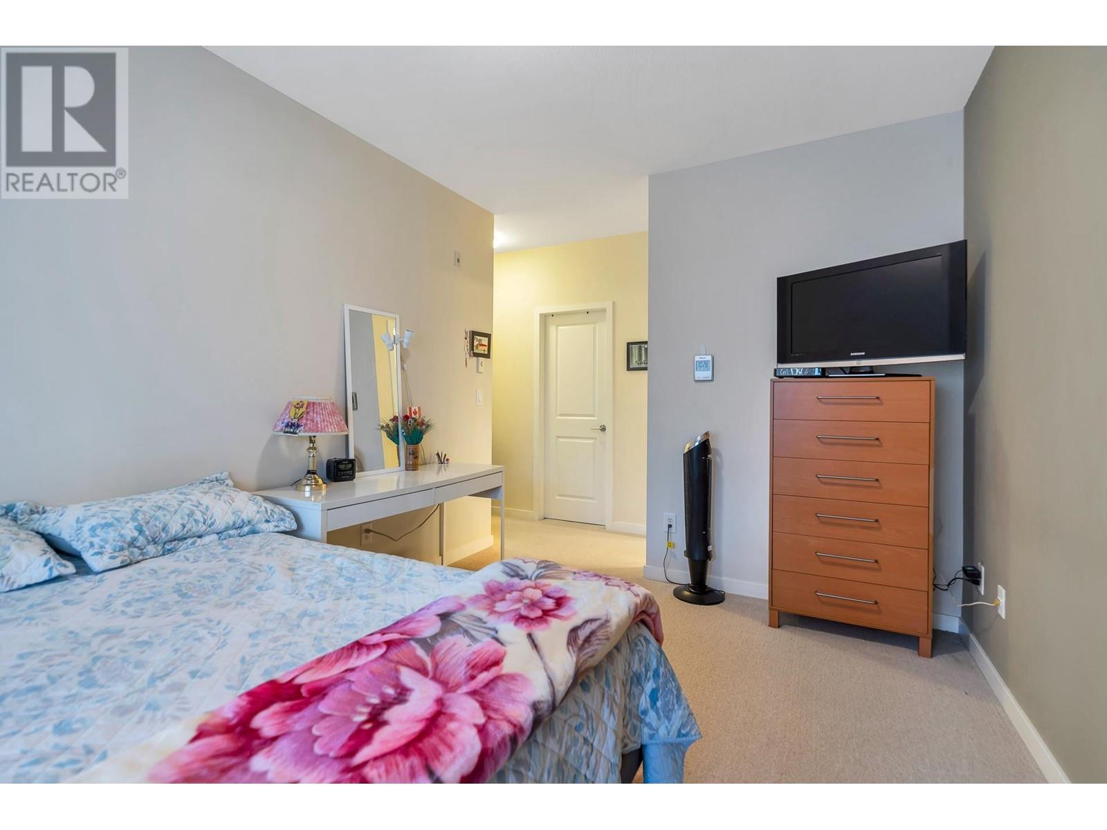 Listing Picture 19 of 35 : 211 3551 FOSTER AVENUE, Vancouver / 溫哥華 - 魯藝地產 Yvonne Lu Group - MLS Medallion Club Member