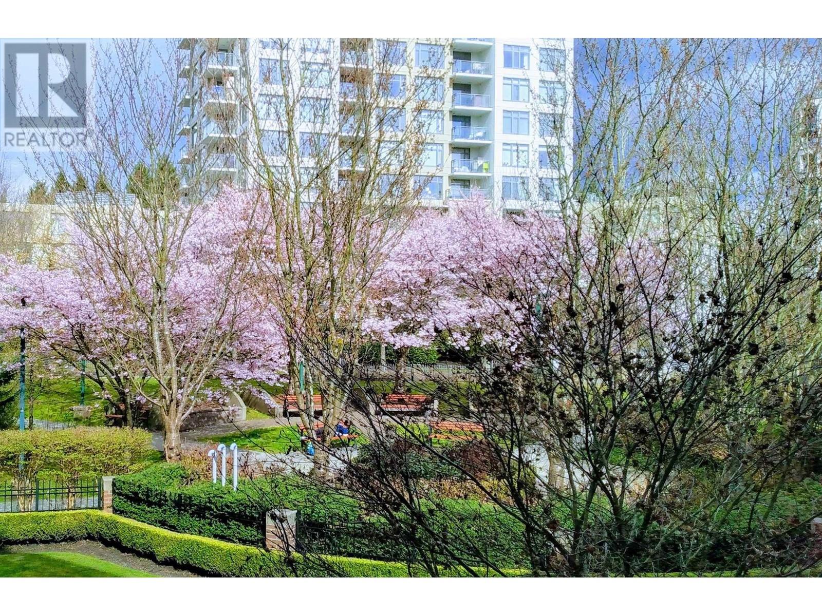 Listing Picture 30 of 35 : 211 3551 FOSTER AVENUE, Vancouver / 溫哥華 - 魯藝地產 Yvonne Lu Group - MLS Medallion Club Member