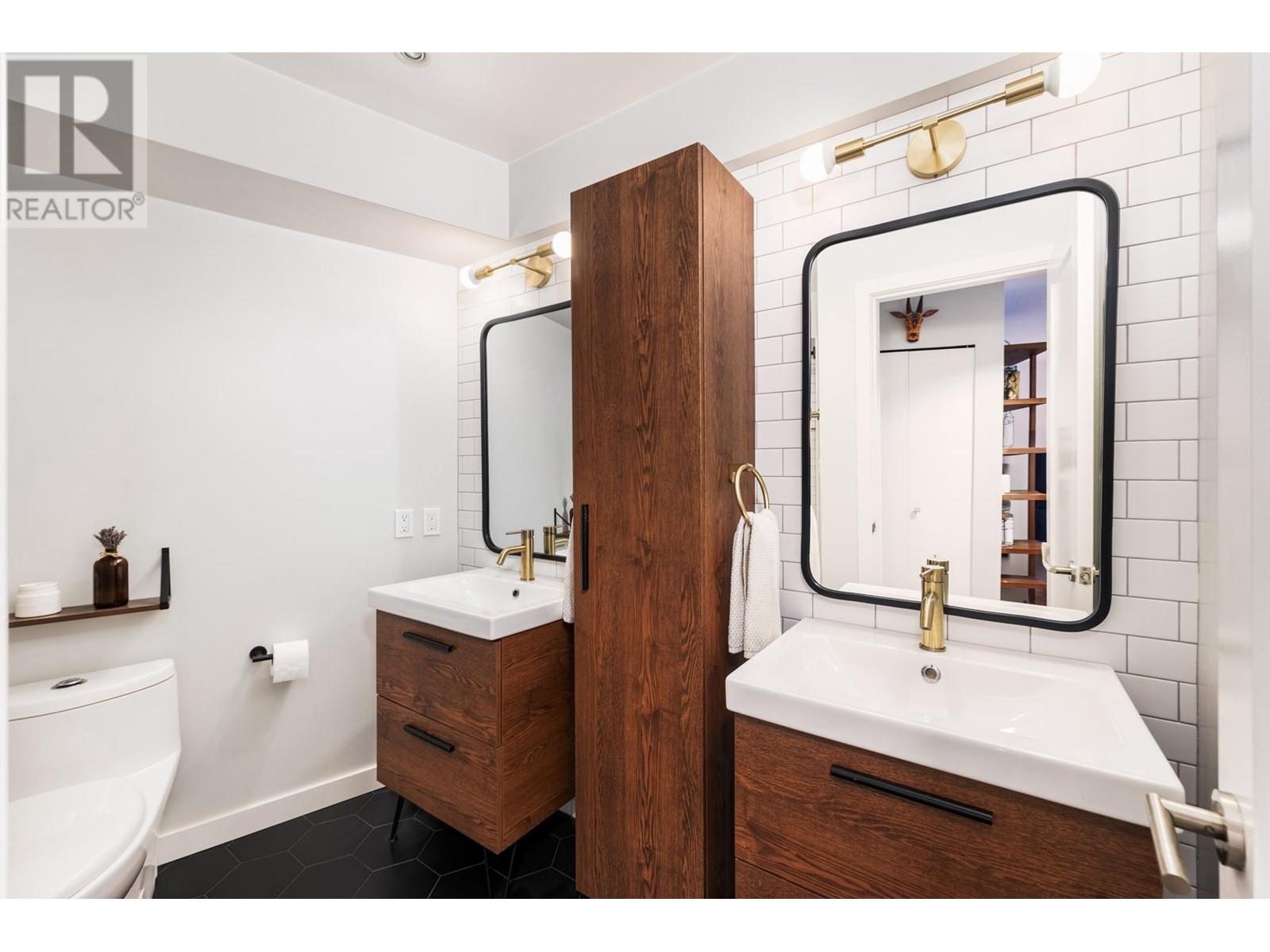 Listing Picture 16 of 29 : 115 2222 PRINCE EDWARD STREET, Vancouver / 溫哥華 - 魯藝地產 Yvonne Lu Group - MLS Medallion Club Member