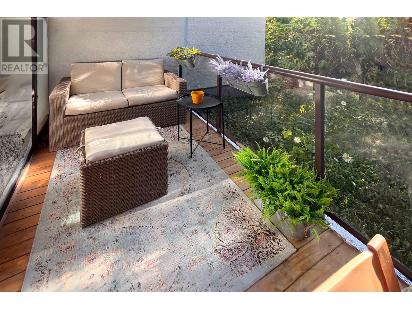 Listing Picture 22 of 29 : 115 2222 PRINCE EDWARD STREET, Vancouver / 溫哥華 - 魯藝地產 Yvonne Lu Group - MLS Medallion Club Member