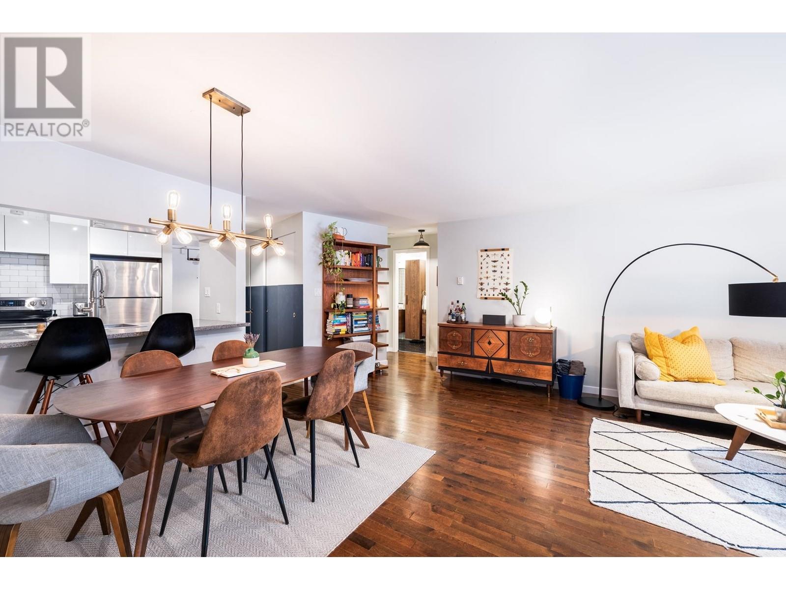 Listing Picture 9 of 29 : 115 2222 PRINCE EDWARD STREET, Vancouver / 溫哥華 - 魯藝地產 Yvonne Lu Group - MLS Medallion Club Member