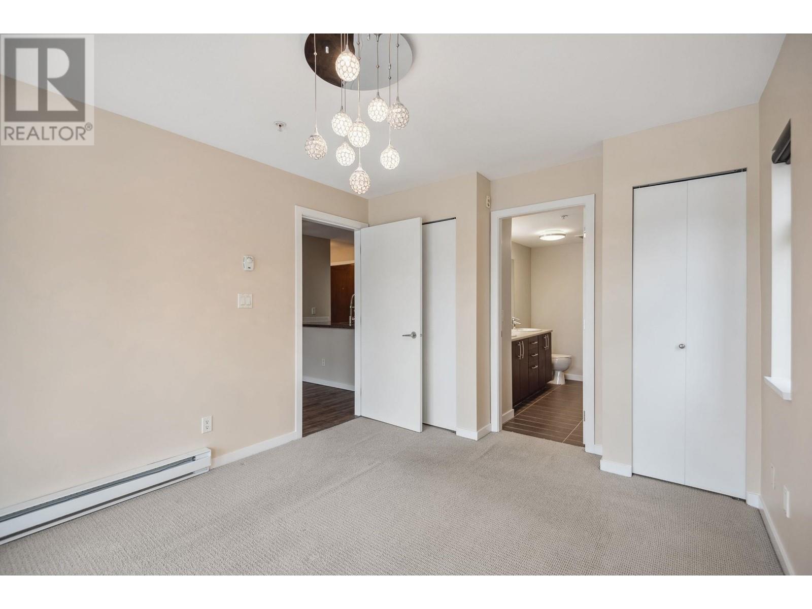 Listing Picture 13 of 29 : 202 7339 MACPHERSON AVENUE, Burnaby / 本拿比 - 魯藝地產 Yvonne Lu Group - MLS Medallion Club Member
