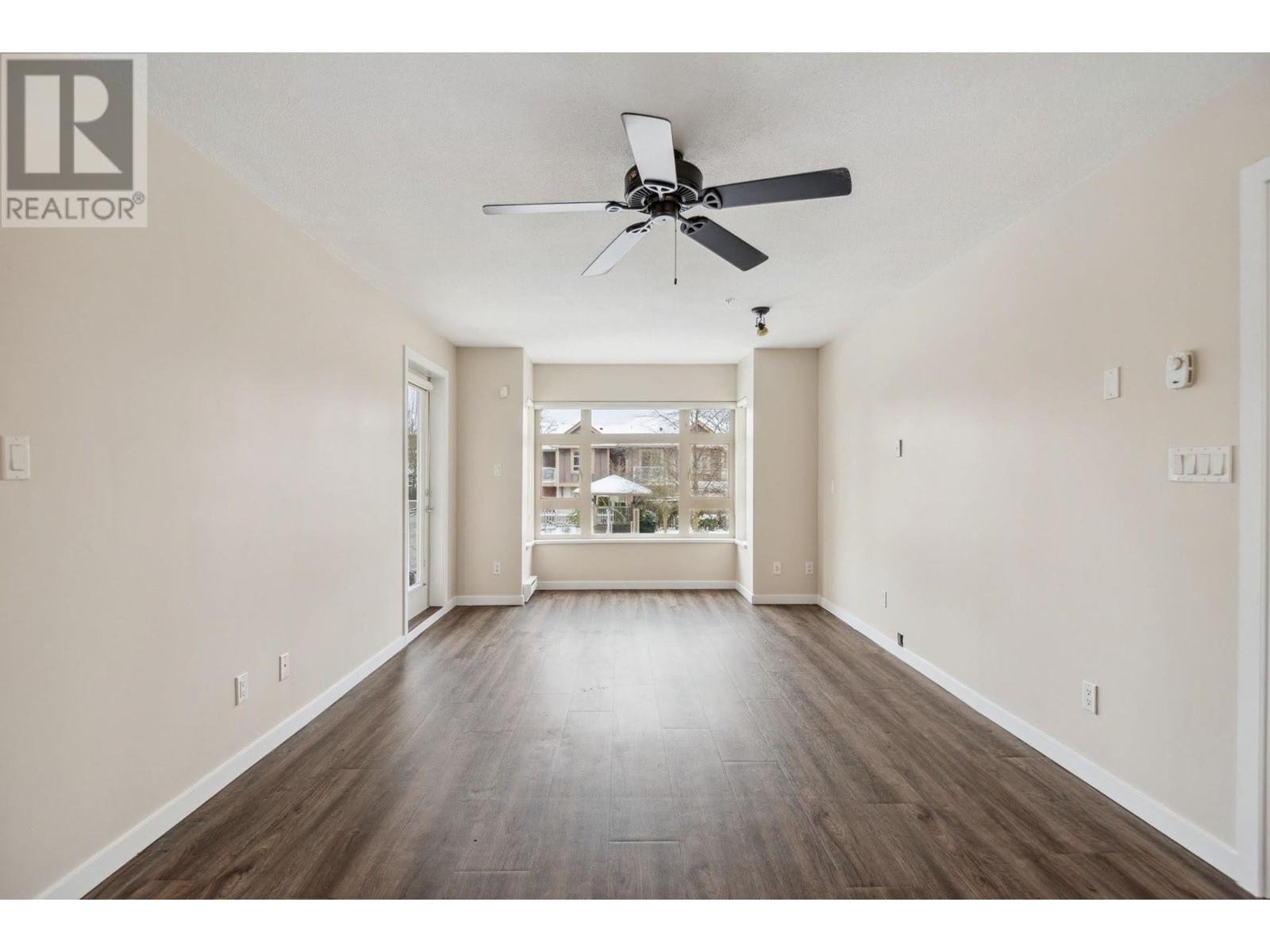 Listing Picture 2 of 29 : 202 7339 MACPHERSON AVENUE, Burnaby / 本拿比 - 魯藝地產 Yvonne Lu Group - MLS Medallion Club Member