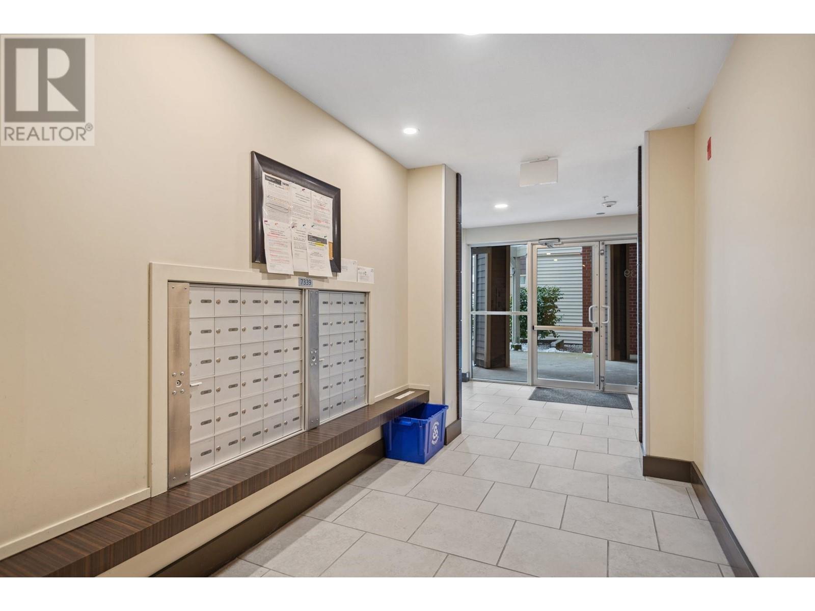 Listing Picture 20 of 29 : 202 7339 MACPHERSON AVENUE, Burnaby / 本拿比 - 魯藝地產 Yvonne Lu Group - MLS Medallion Club Member