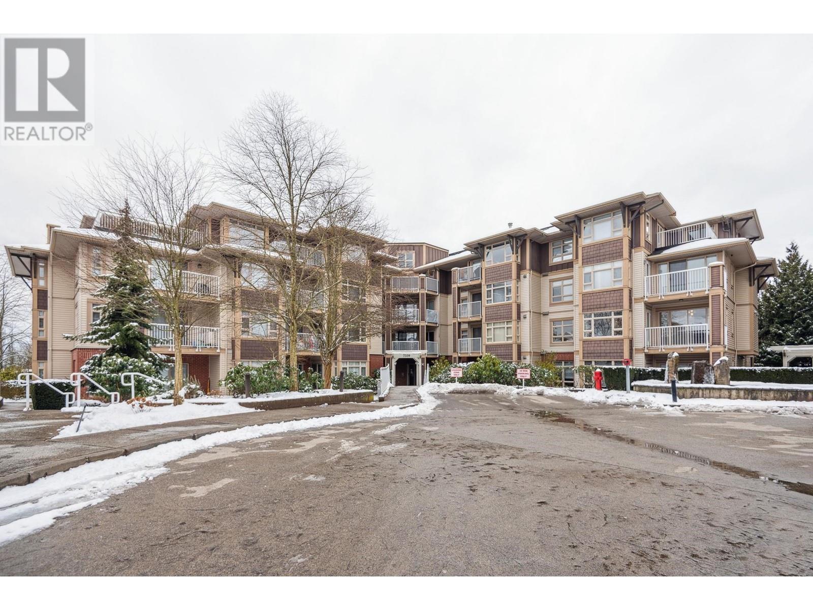 Listing Picture 23 of 29 : 202 7339 MACPHERSON AVENUE, Burnaby / 本拿比 - 魯藝地產 Yvonne Lu Group - MLS Medallion Club Member