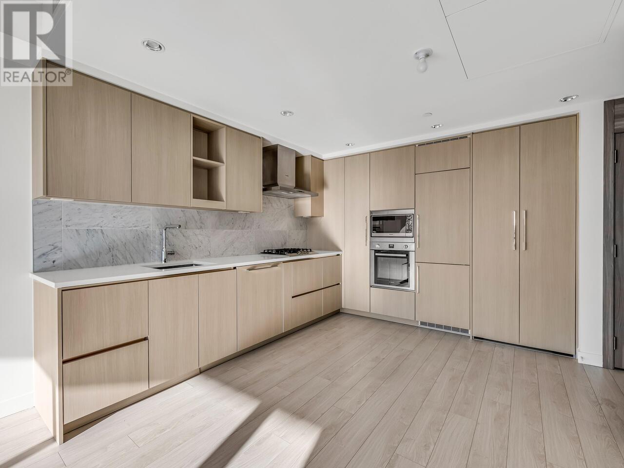Listing Picture 14 of 25 : 912 4730 LOUGHEED HIGHWAY, Burnaby / 本拿比 - 魯藝地產 Yvonne Lu Group - MLS Medallion Club Member
